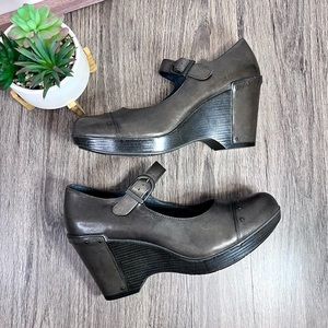 *Dansko | Fanny Wedge Brown Leather Studs High Heels in Slate Size 40/10